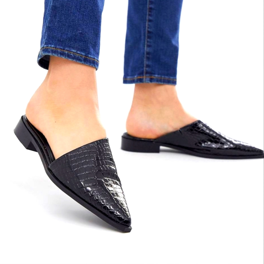 ASOS DESIGN Major pointed mule in black croc size 9